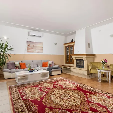 Ferienhaus Alex Crikvenica